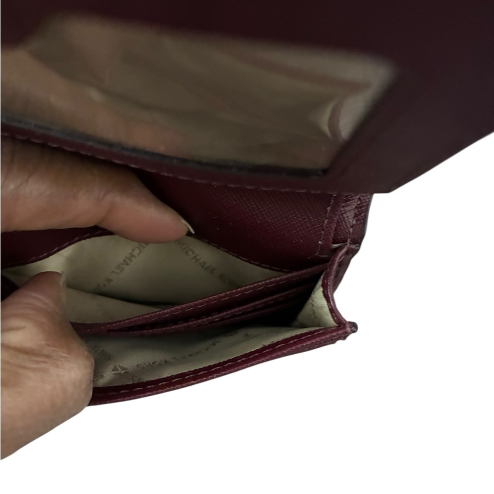 Michael Kors Bedford Leather Wallet - Picture 9 of 12